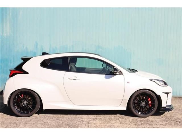 TOYOTA GR YARIS 2021