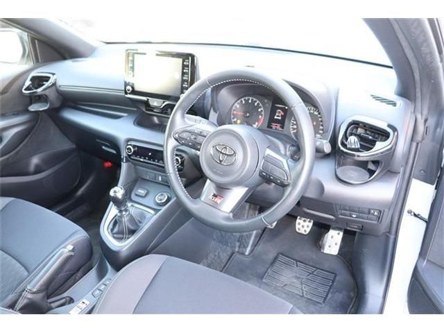 TOYOTA GR YARIS 2021