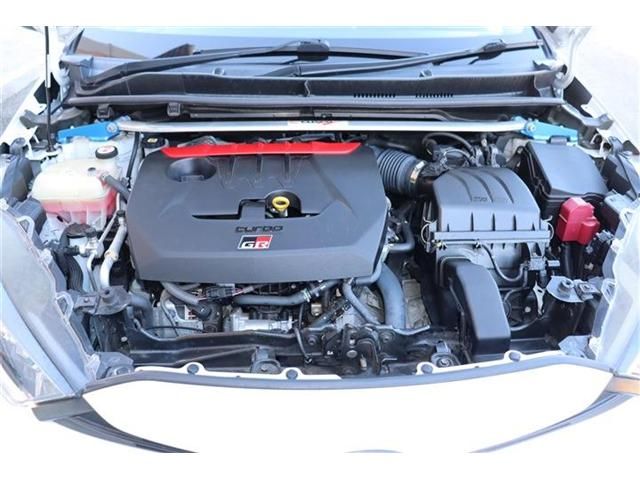 TOYOTA GR YARIS 2021