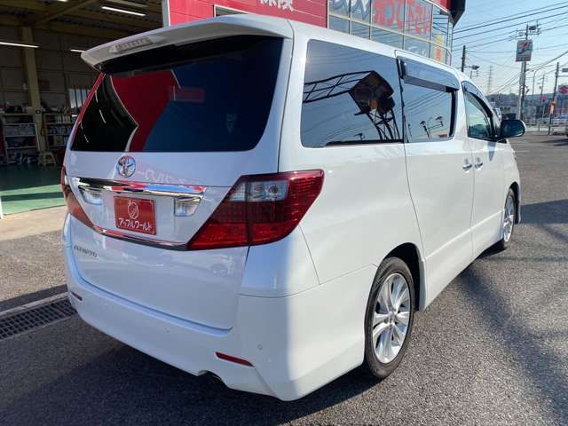 TOYOTA ALPHARD 2008