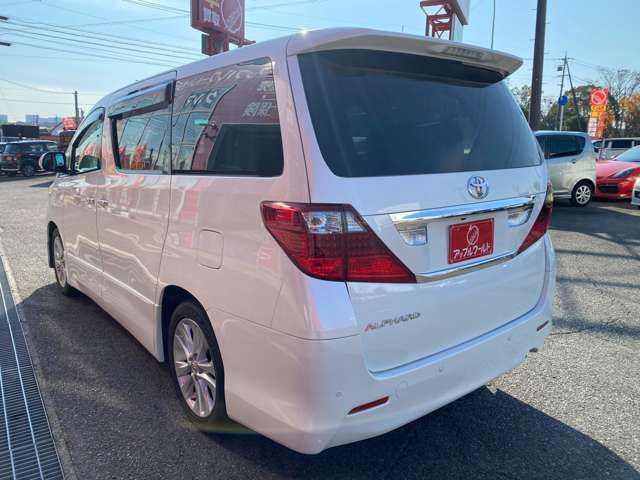 TOYOTA ALPHARD 2008