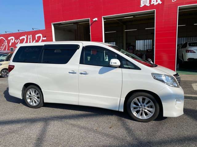 TOYOTA ALPHARD 2008