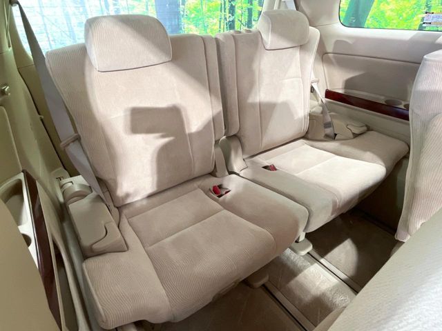 TOYOTA ALPHARD 2009