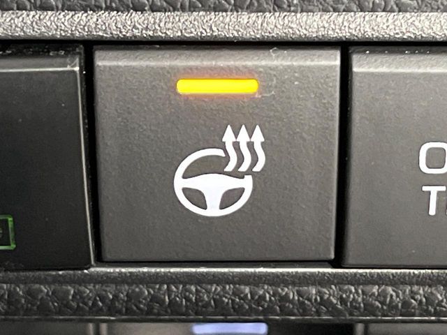 TOYOTA COROLLA TOURING HYBRID 4WD 2023