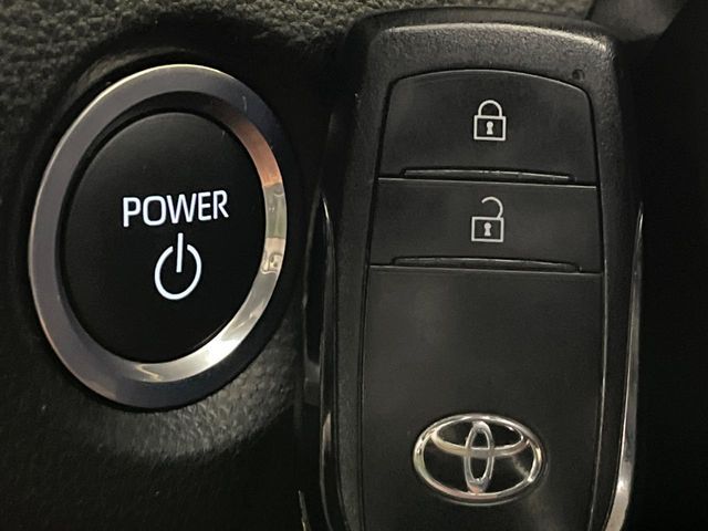 TOYOTA COROLLA TOURING HYBRID 4WD 2023