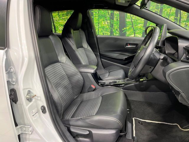 TOYOTA COROLLA TOURING HYBRID 4WD 2023