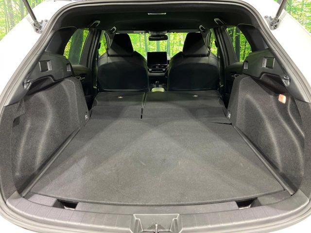 TOYOTA COROLLA TOURING HYBRID 4WD 2023