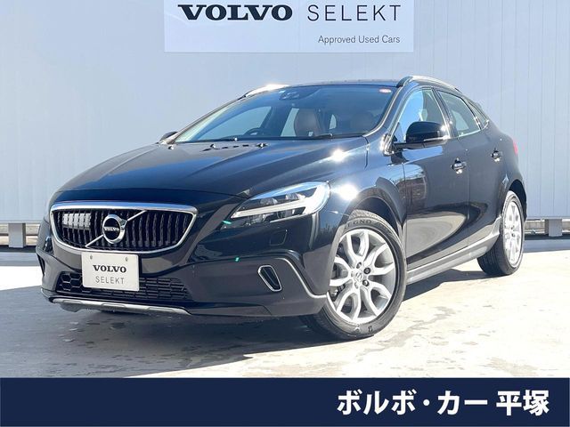VOLVO VOLVO V40 CROSS COUNTRY 2019