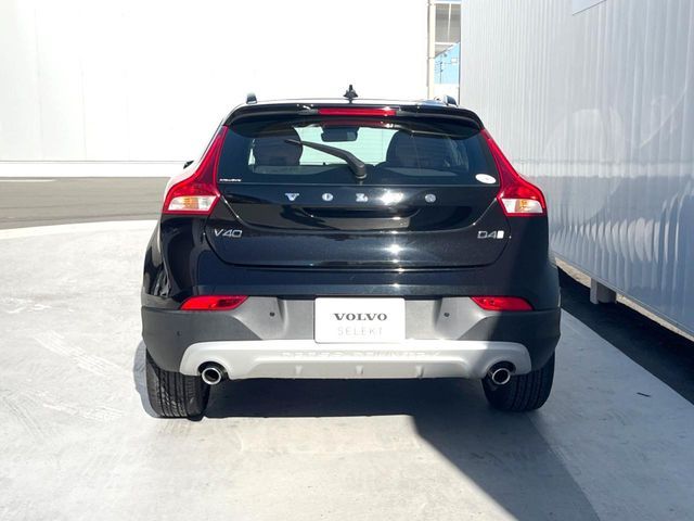 VOLVO VOLVO V40 CROSS COUNTRY 2019