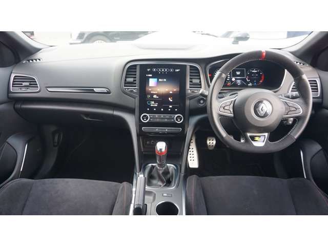 RENAULT RENAULT MEGANE hatchback 2024