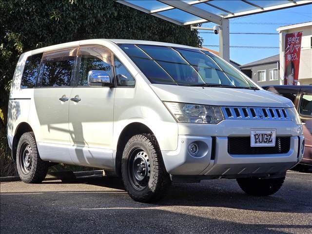MITSUBISHI DELICA D:5 4WD 2010