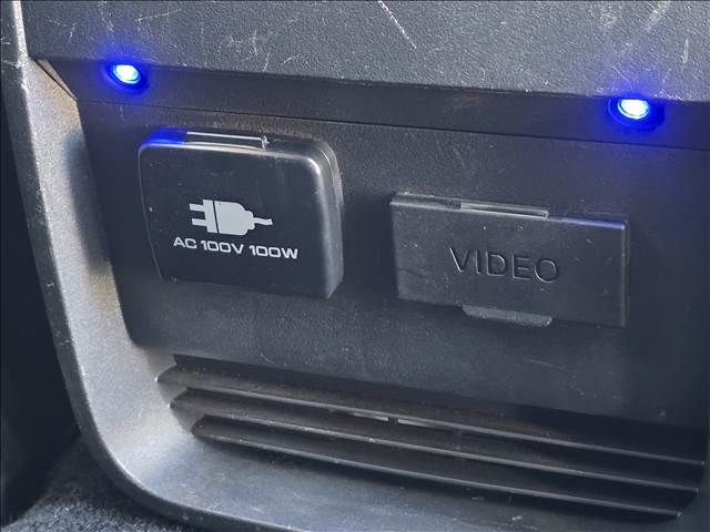 MITSUBISHI DELICA D:5 4WD 2010