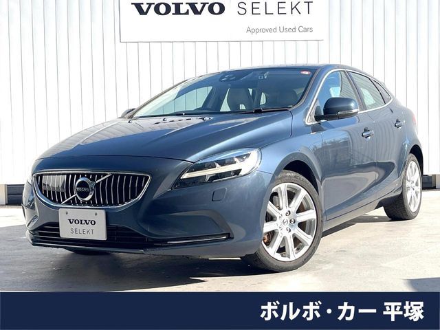 VOLVO VOLVO V40 2017