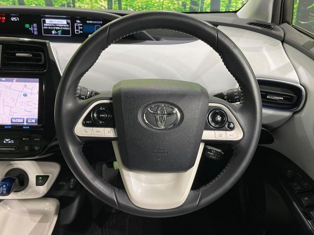 TOYOTA PRIUS 4WD 2017