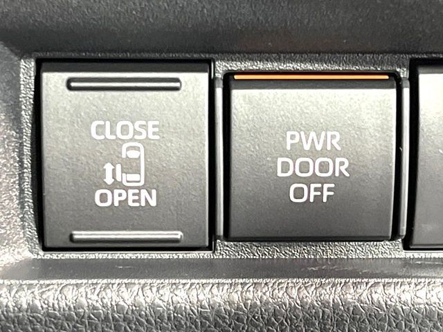 TOYOTA SIENTA HYBRID 2025