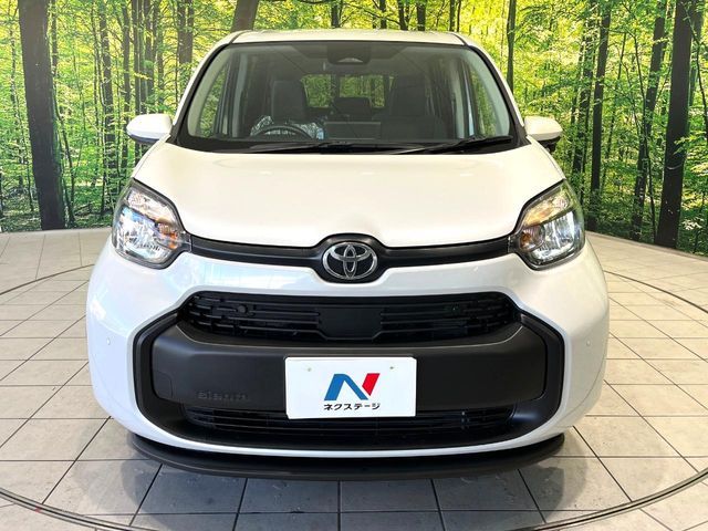 TOYOTA SIENTA HYBRID 2025