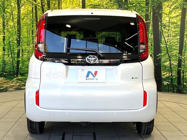 TOYOTA SIENTA HYBRID 2025