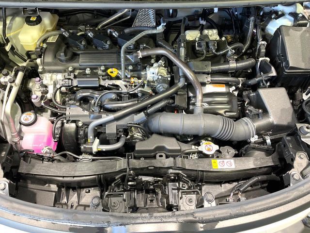 TOYOTA SIENTA HYBRID 2025