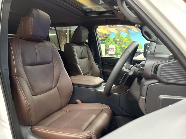 TOYOTA LANDCRUISER 250 2024