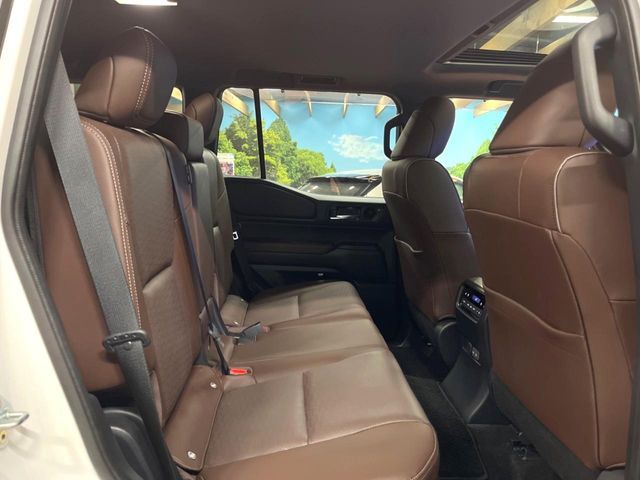 TOYOTA LANDCRUISER 250 2024