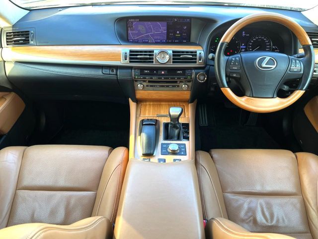 TOYOTA LEXUS LS460 2013
