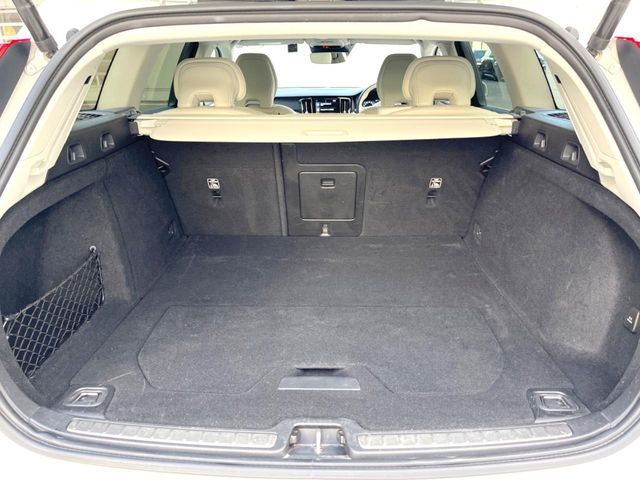 VOLVO VOLVO V60 CROSS COUNTRY 2022