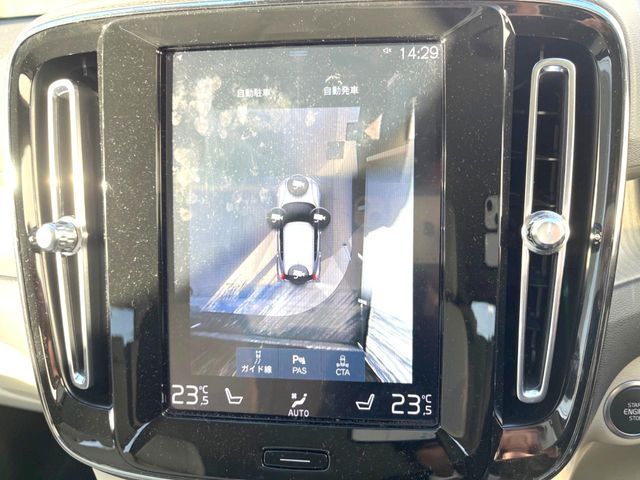 VOLVO VOLVO XC40 2021