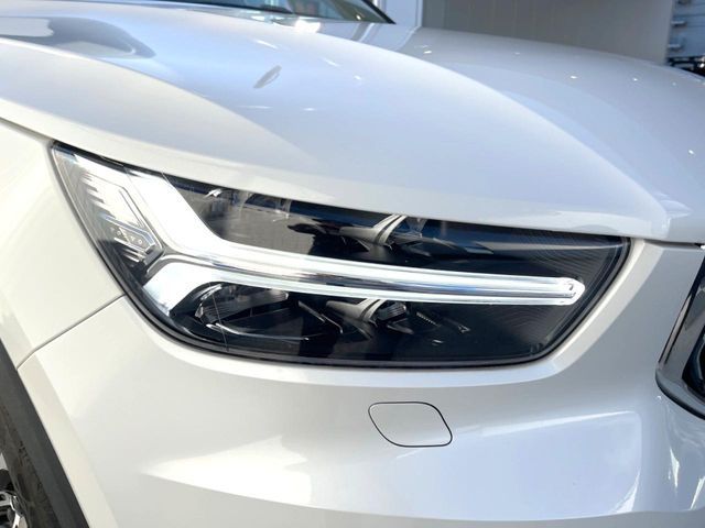 VOLVO VOLVO XC40 2021