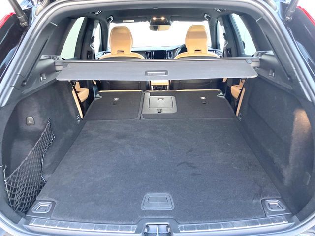 VOLVO VOLVO XC60 2021