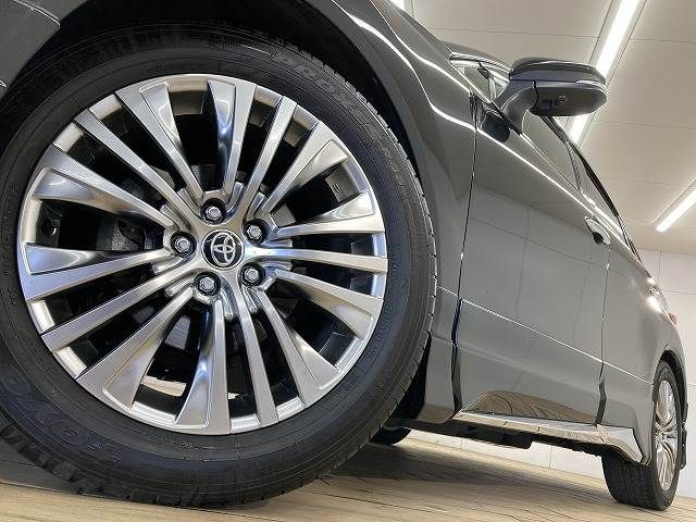 TOYOTA HARRIER 2WD 2023