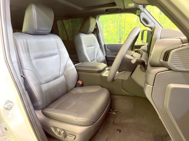 TOYOTA LANDCRUISER 250 2024