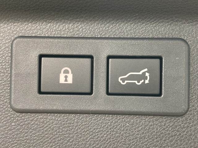 SUBARU FORESTER 2018