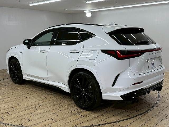 TOYOTA LEXUS NX350h AWD 2023