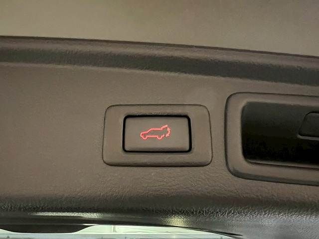 SUBARU FORESTER 2016