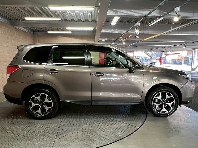 SUBARU FORESTER 2016