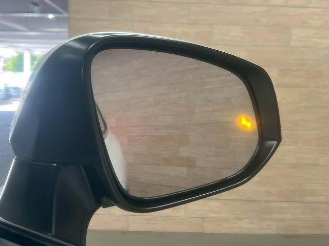 TOYOTA HARRIER HYBRID 2023