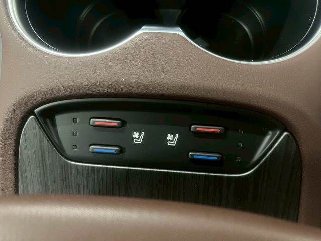 TOYOTA HARRIER HYBRID 2023