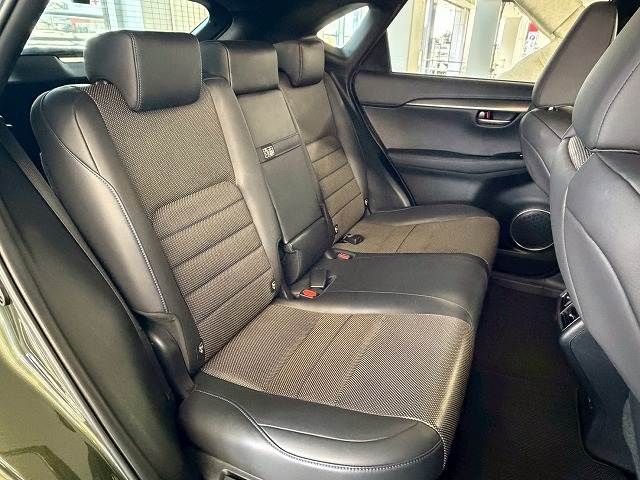 TOYOTA LEXUS NX300h 2020