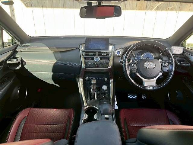 TOYOTA LEXUS NX300h 2015