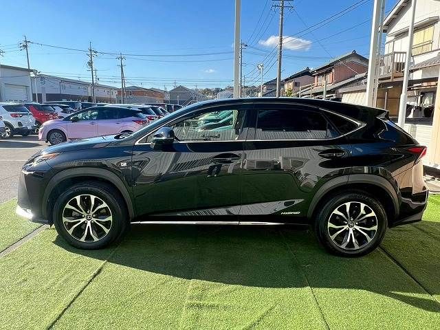 TOYOTA LEXUS NX300h 2015