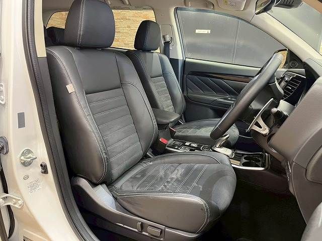 MITSUBISHI OUTLANDER PHEV 2017