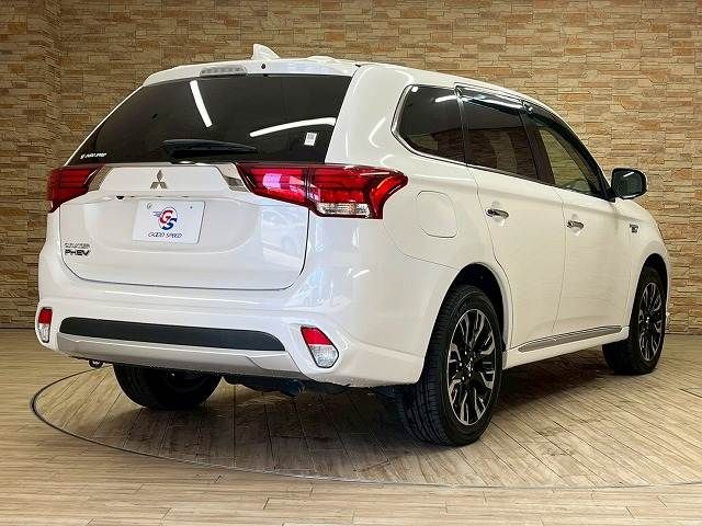 MITSUBISHI OUTLANDER PHEV 2017