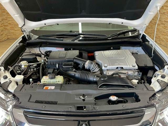 MITSUBISHI OUTLANDER PHEV 2017