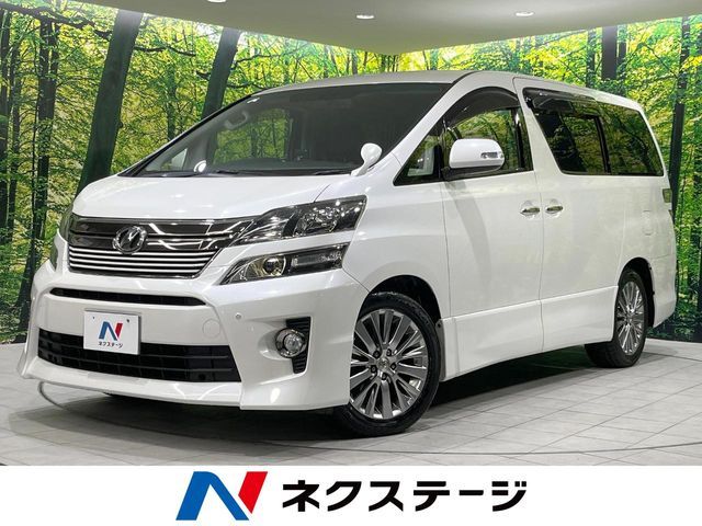 TOYOTA VELLFIRE 2013