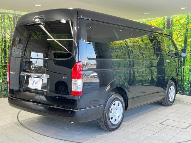 TOYOTA HIACE wagon 2025