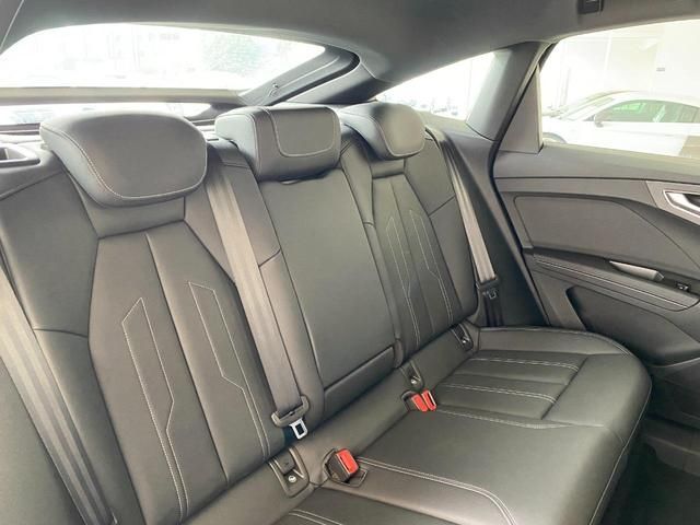 AUDI AUDI Q4 e-tron SPORTBACK 2025