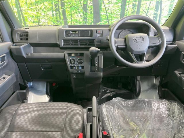 DAIHATSU HIJET CARGO 2025