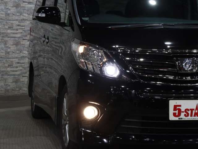 TOYOTA ALPHARD 2013
