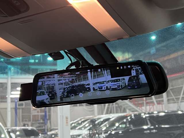 TOYOTA VELLFIRE 2013