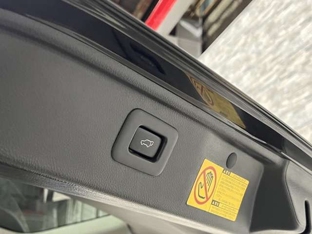 TOYOTA VELLFIRE 2013